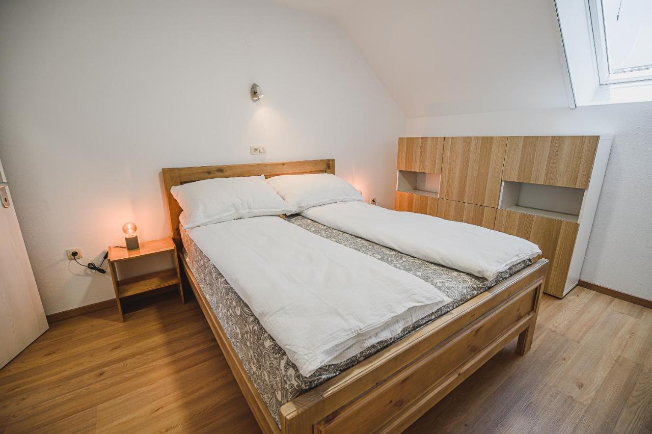 Mojcin Pisker Apartment House クラーニ エクステリア 写真