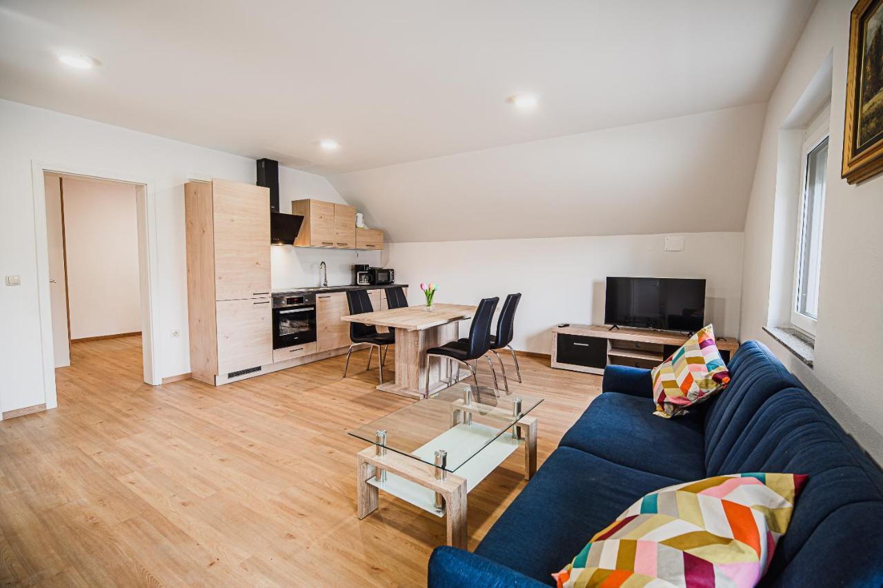 Mojcin Pisker Apartment House クラーニ エクステリア 写真